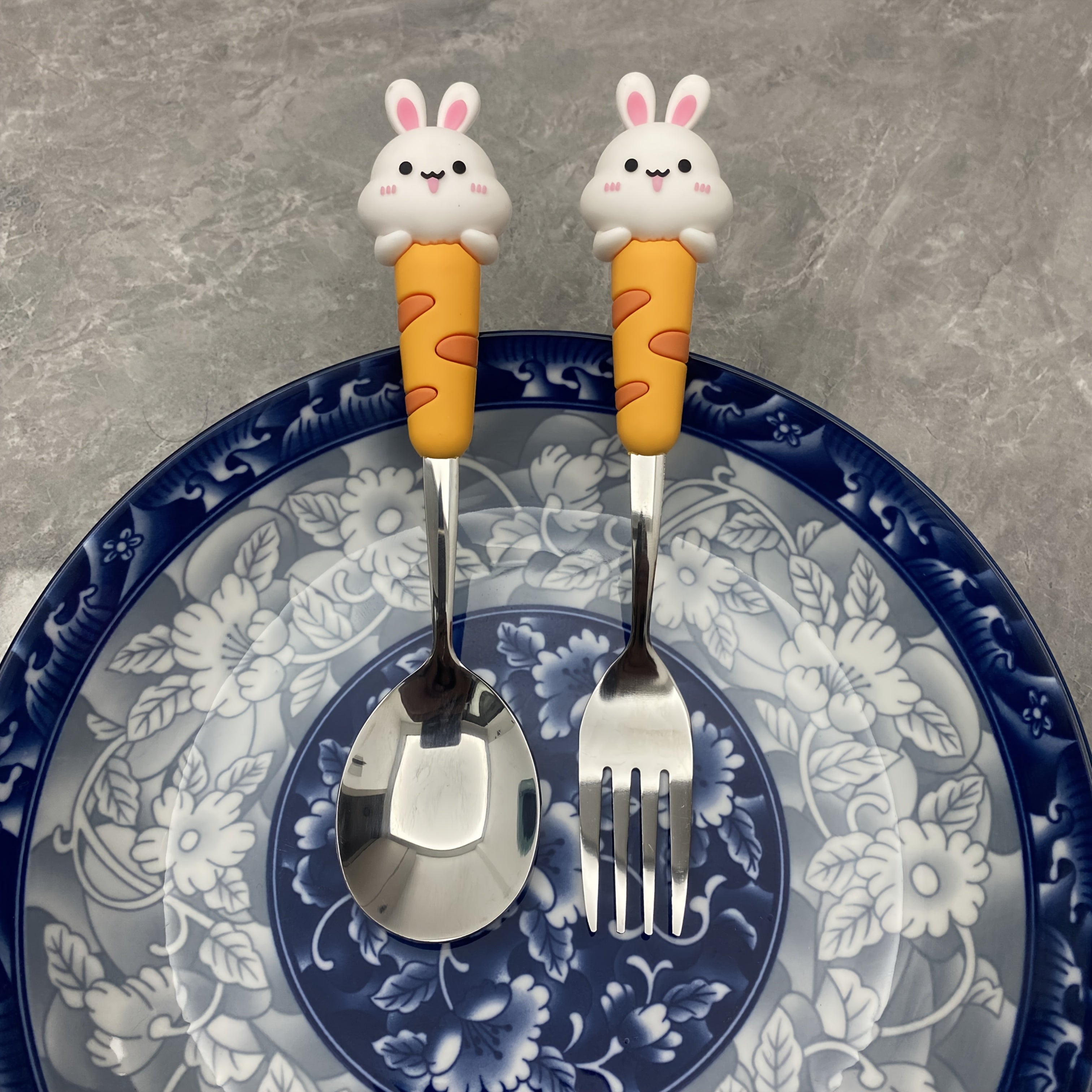 2pcs 304 Stainless Steel Cutlery Set with Silicone Spoons and Forks, Suitable for Parties, Travel, Kitchen, Restaurant, Christmas Gift, Ramadan Tableware