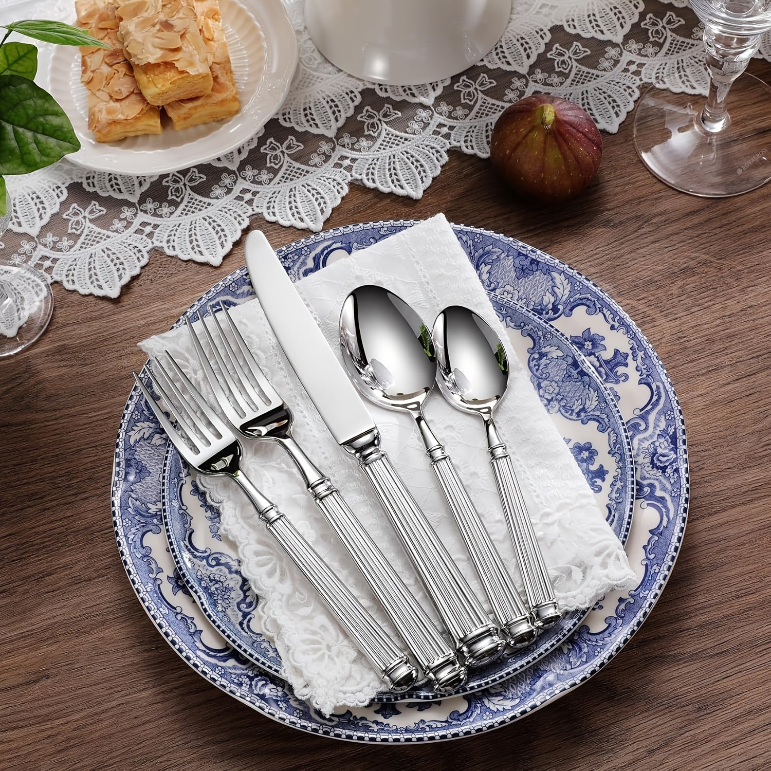 5pcs Stainless Steel Roman Pillar Shaped Golden and Silver Flatware Set with Polished Finish for Valentine'S Day, Father'S Day, Mother'S Day, Oktoberfest, St. Nicholas Day